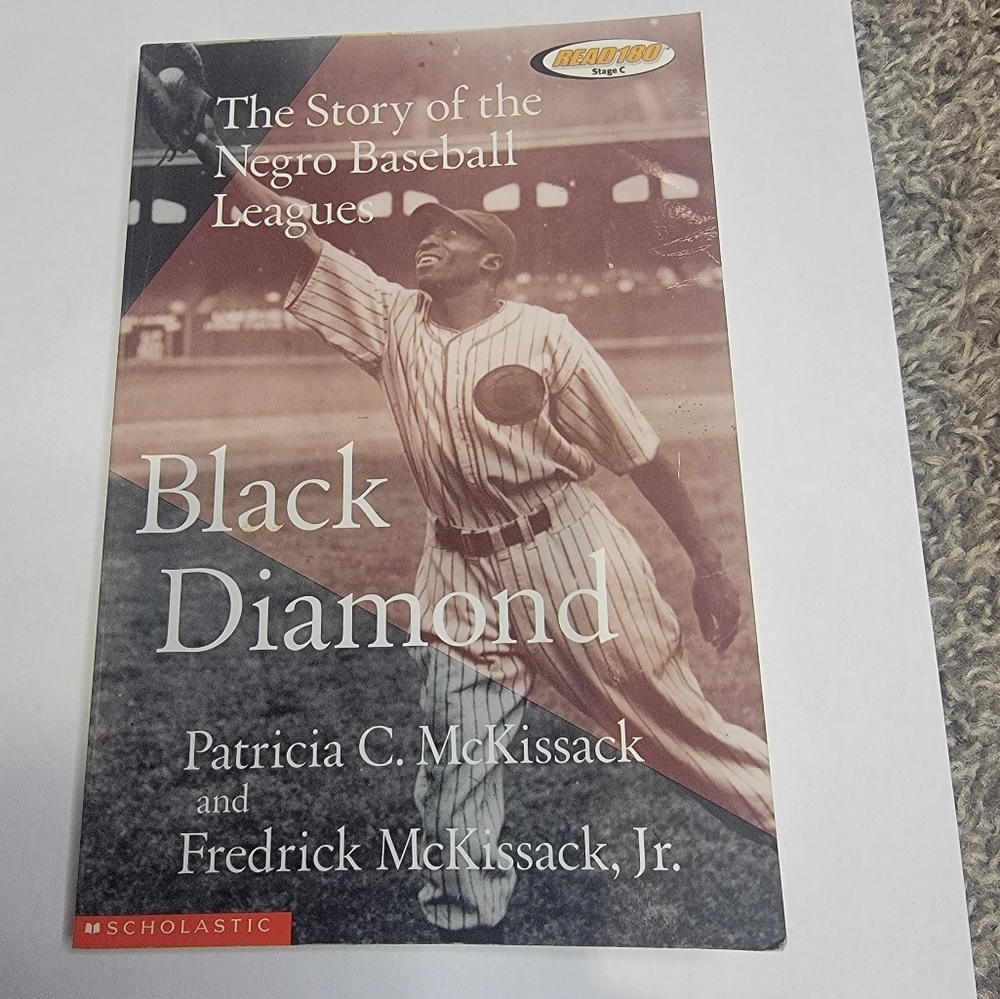 The story of the negro baseball league book  📖/ NOW ON CLEARANCE!!!